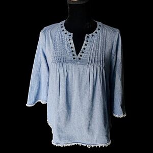 Size US  4 Chambray‎ Denim Relaxed Frayed Edge Top blue
